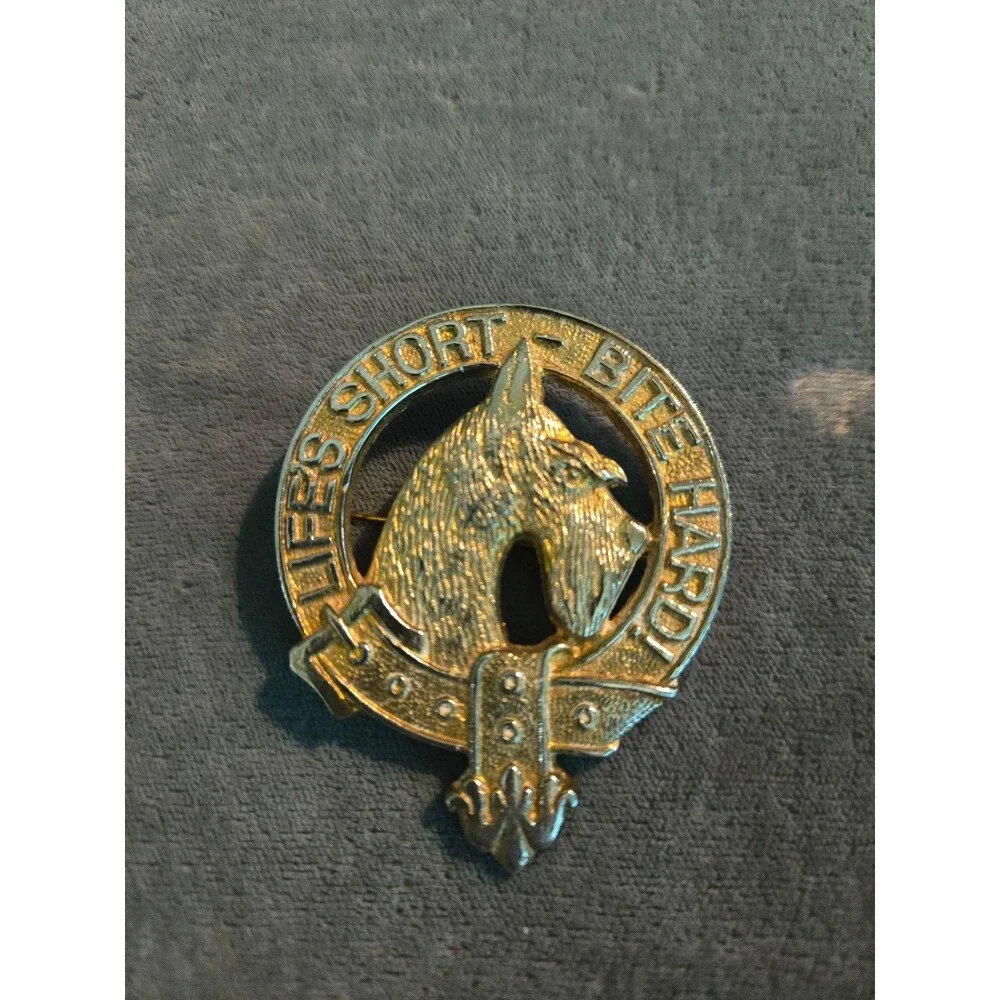 Vintage Scottish Life's Short Bite Hard Brooch (B-1)